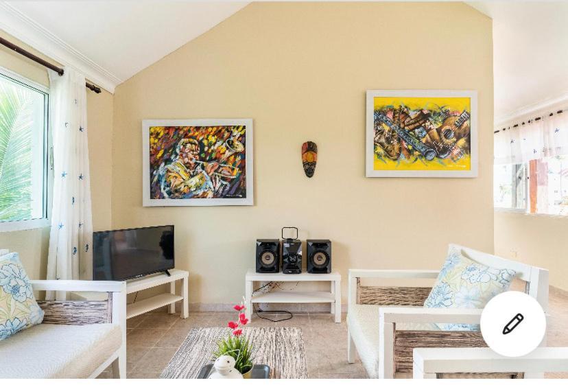 Hostal Las Rosas De Punta Cana Zewnętrze zdjęcie