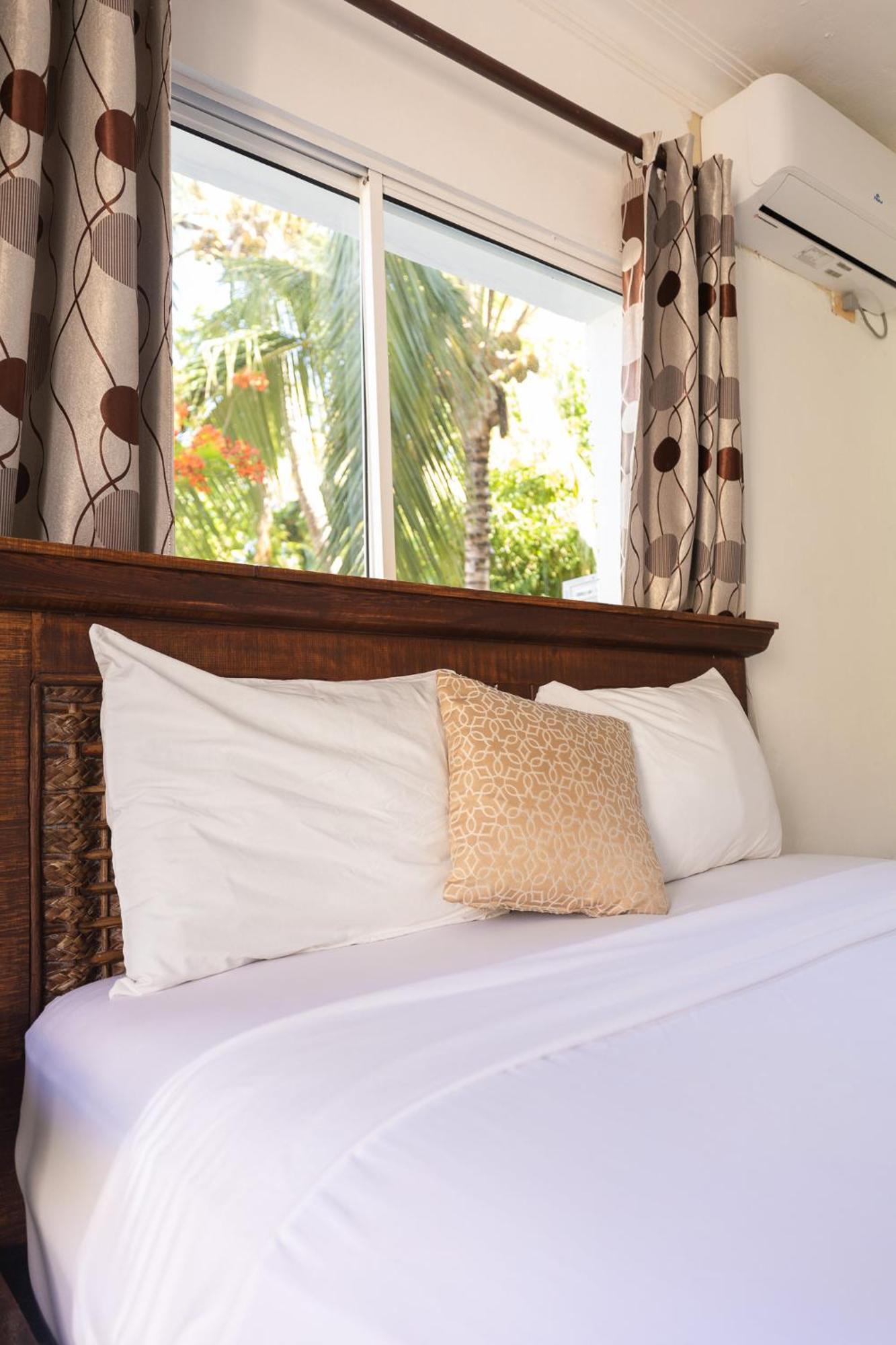 Hostal Las Rosas De Punta Cana Zewnętrze zdjęcie