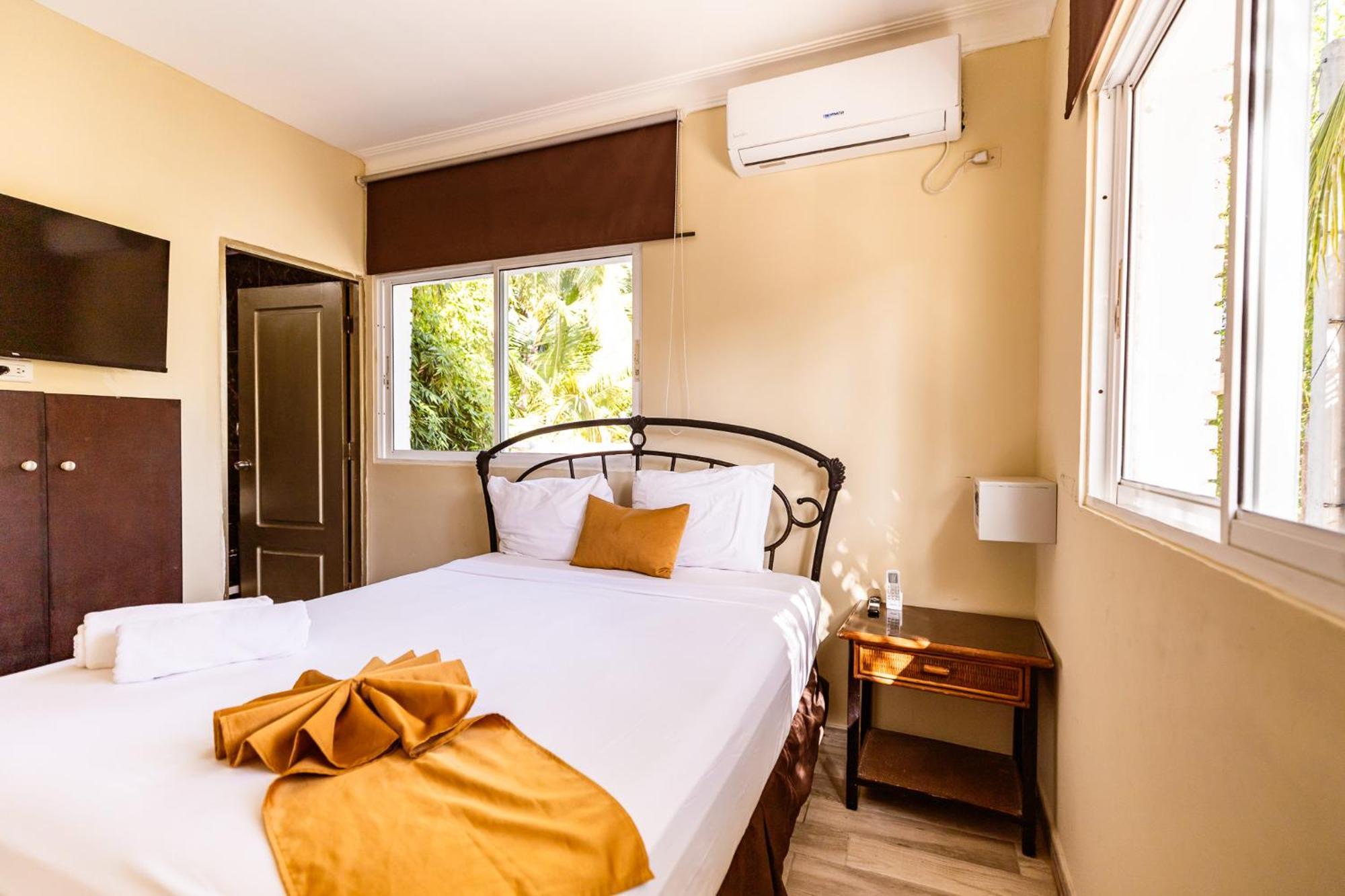 Hostal Las Rosas De Punta Cana Zewnętrze zdjęcie