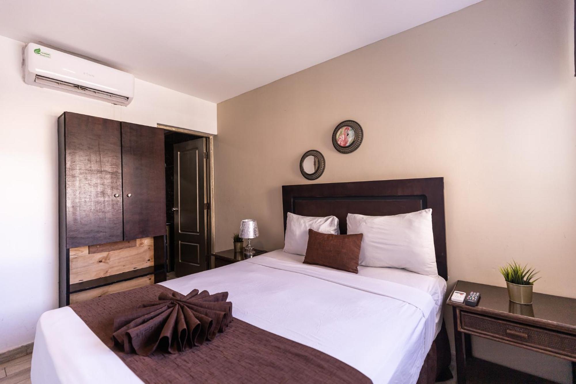 Hostal Las Rosas De Punta Cana Zewnętrze zdjęcie